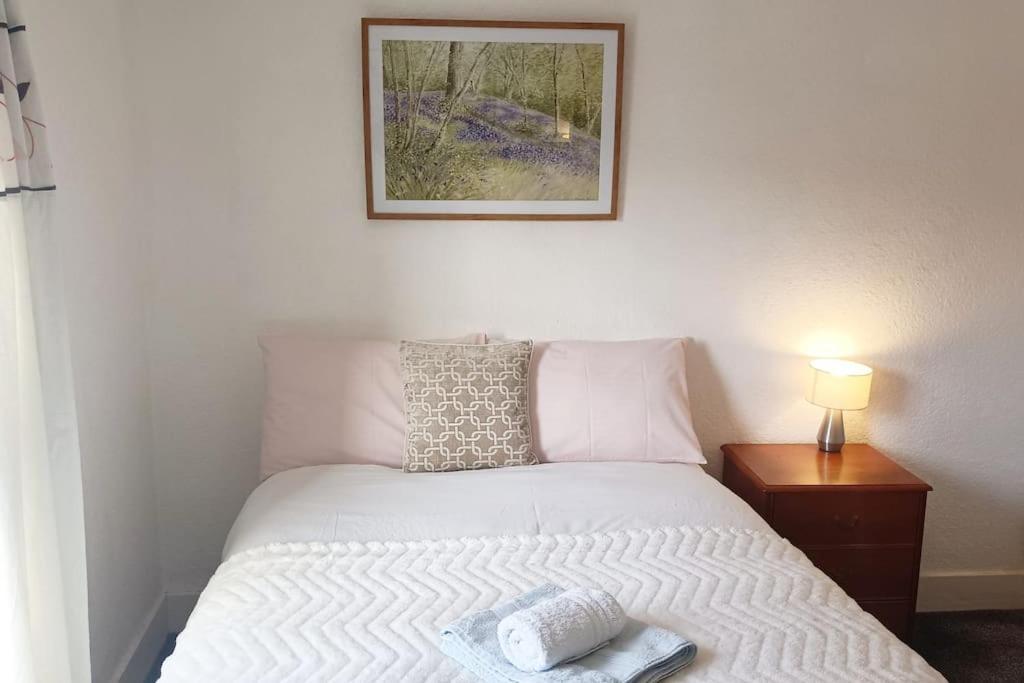 Cntrl Reading Modernized 3 Bedroom House Buitenkant foto